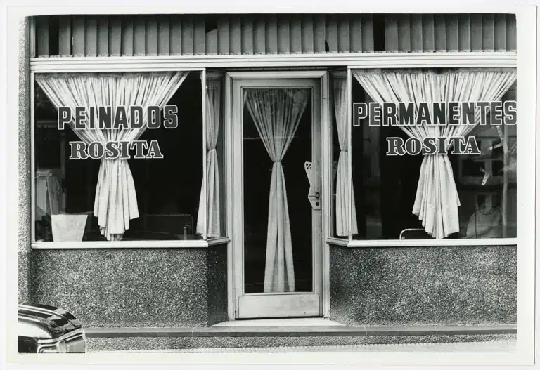 Facundo de Zuviría Peinados Permanentes Rosita, Monserrat, 1985