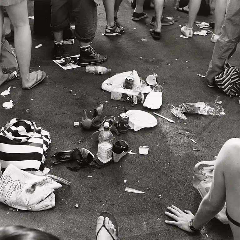 Jorge Ribalta De la serie Sur l'herbe (En la hierba), 2005-2008