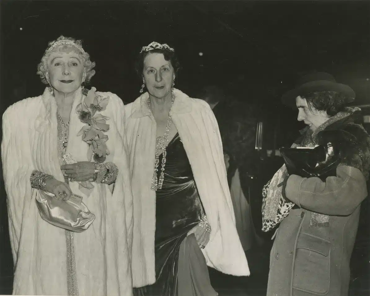 Weegee The Critic, November 22, 1942