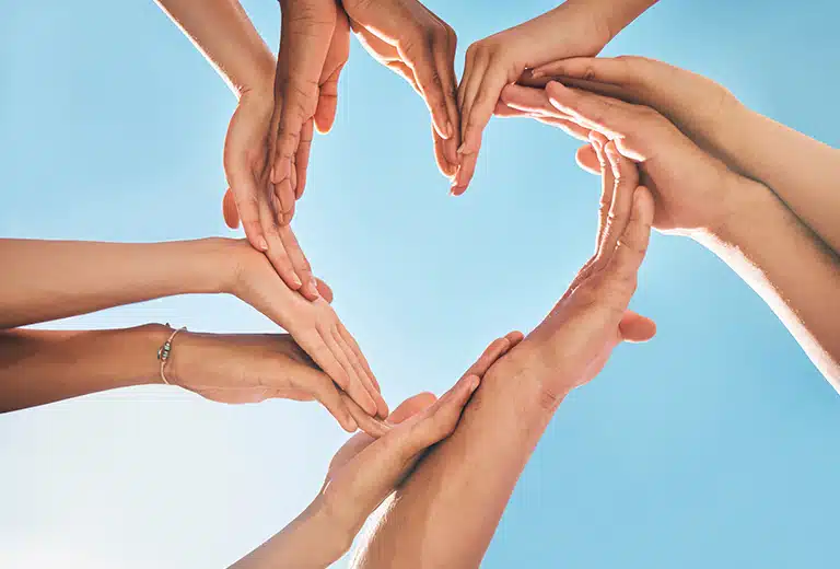 Somos humanos, somos solidarios