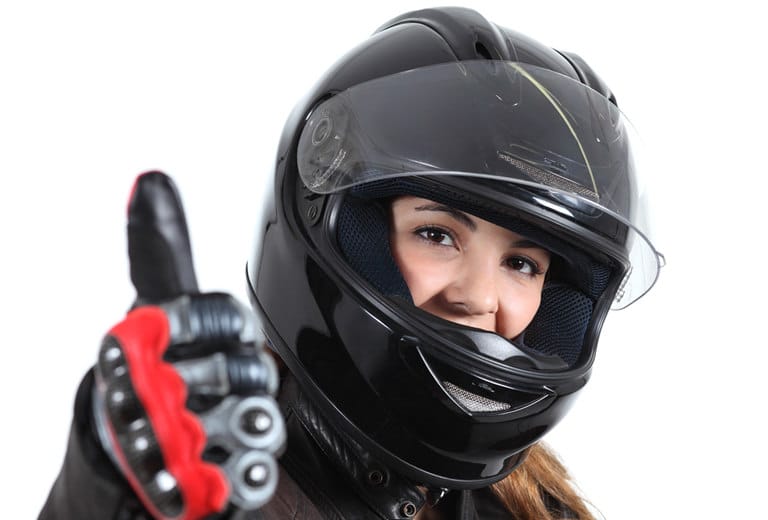 El casco integral, la mejor opción para la moto